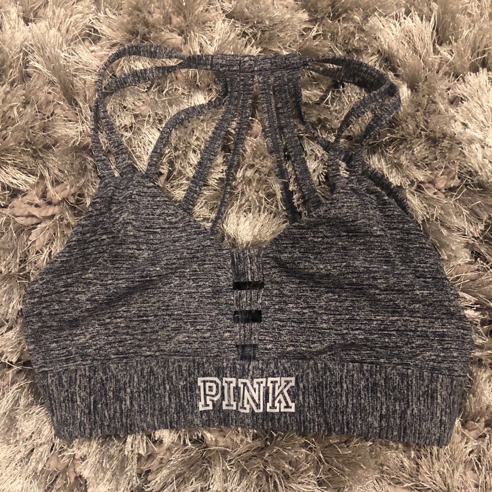 🌟 PINK Sports Bra 🌟